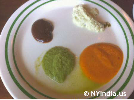 Tomato, Coconut and Green Chutney image © NYIndia.us
