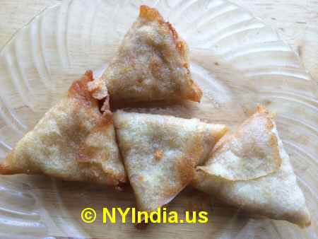 Trader Joe's NYC Chicken Tikka Samosa  image © NYIndia.us