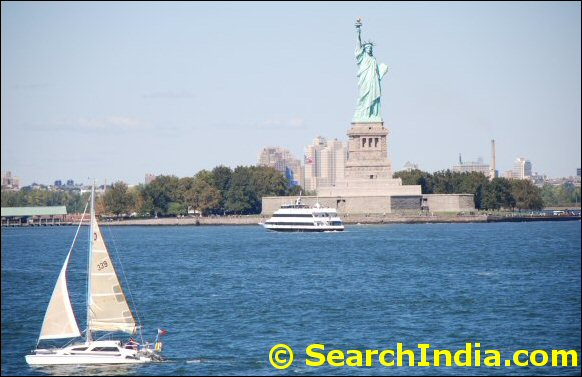 statue of liberty picture © NYIndia.us & Rekha Inc